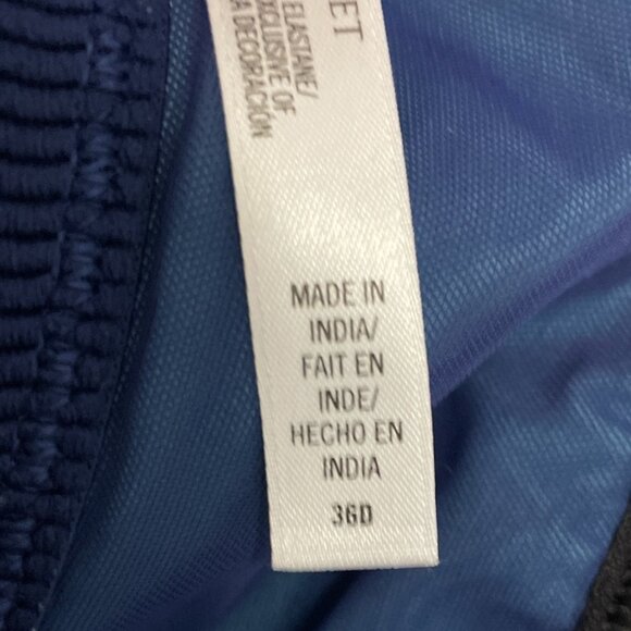 Victoria's Secret VSX Sport Zip-Front Sports Bras Set Of 2 Blue & Coral 36D - Picture 6 of 9